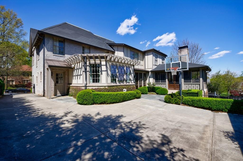 89 Brighton Road NE