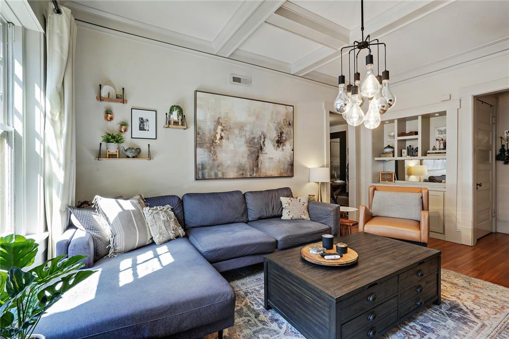 266 11th Street NE Unit 201