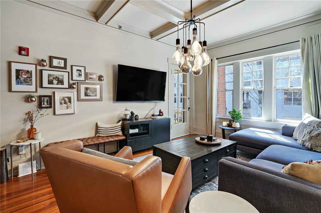 266 11th Street NE Unit 201