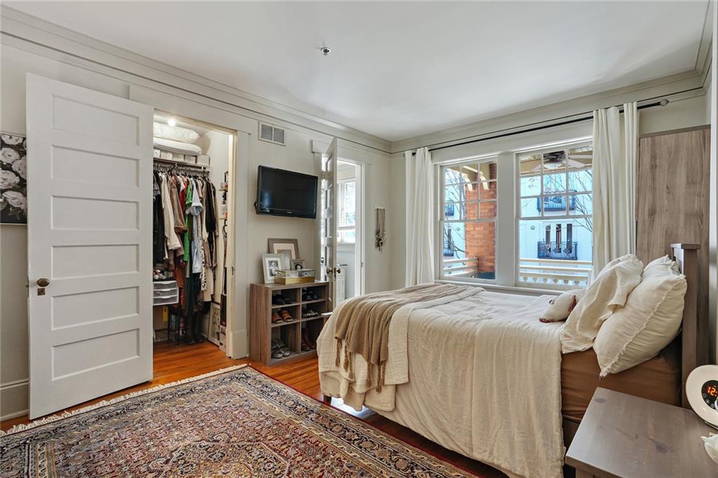 266 11th Street NE Unit 201