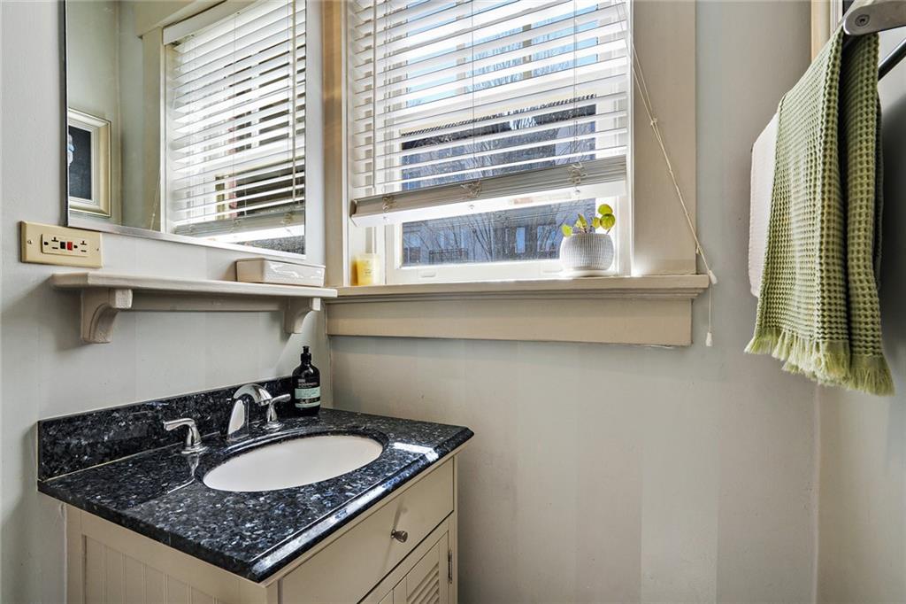 266 11th Street NE Unit 201