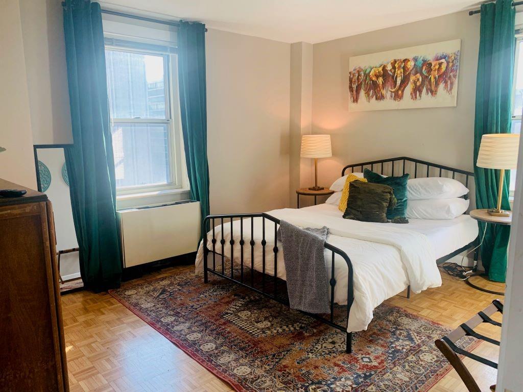 300 Peachtree Street NE Unit 16N