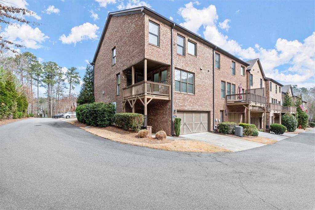 9030 Tuckerbrook Lane