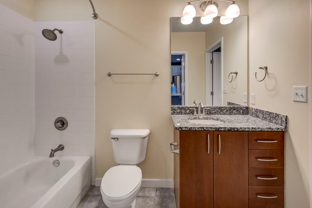 923 Peachtree Street NE Unit 1130