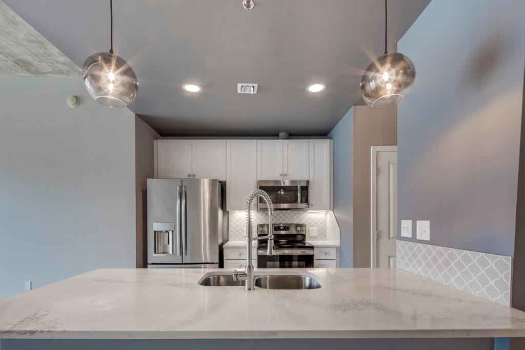 923 Peachtree Street NE Unit 1130
