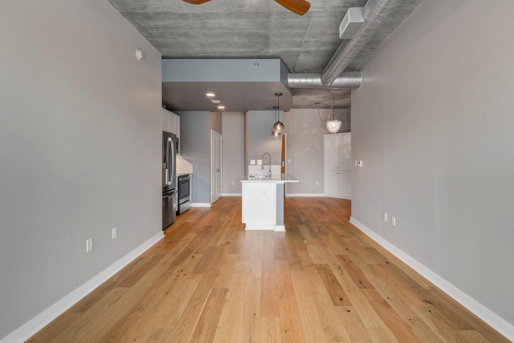 923 Peachtree Street NE Unit 1130