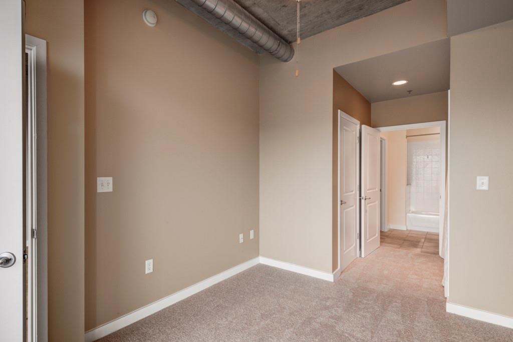 923 Peachtree Street NE Unit 1130