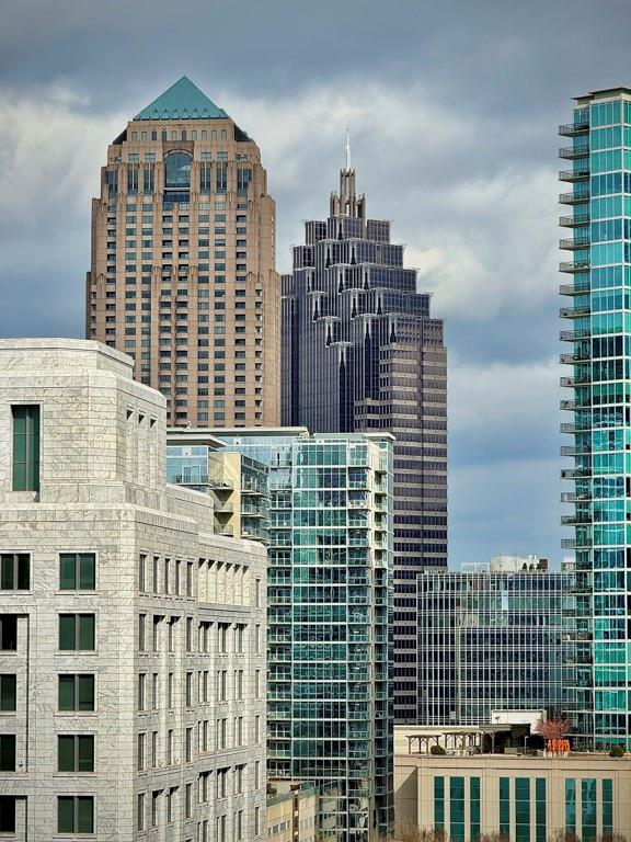 923 Peachtree Street NE Unit 1130