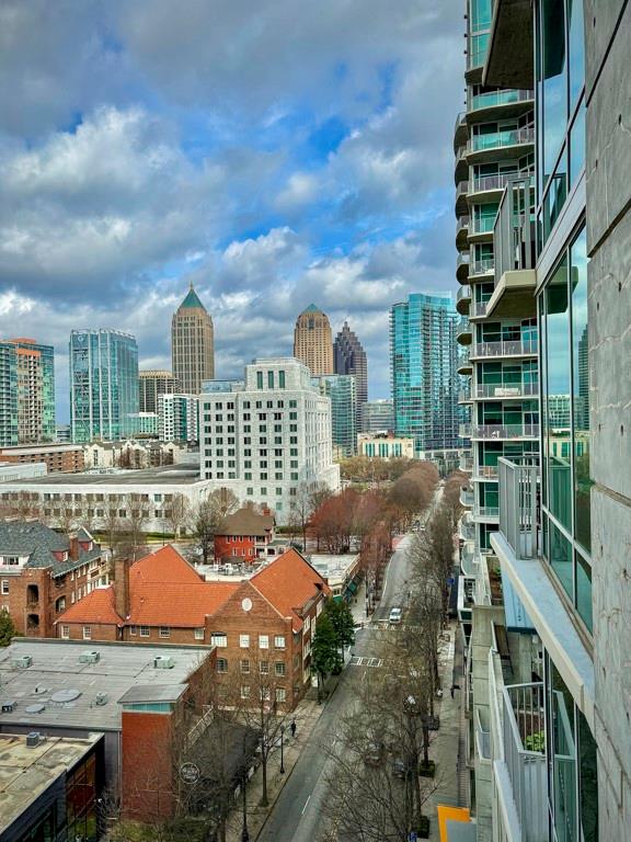 923 Peachtree Street NE Unit 1130