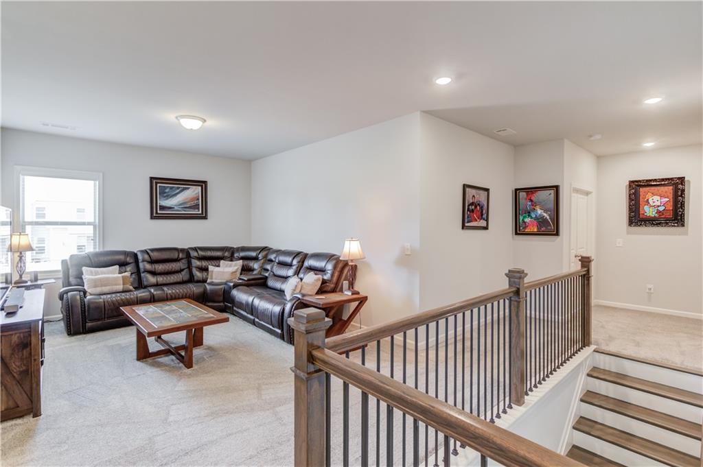 4422 Chestnut Oak Way SW