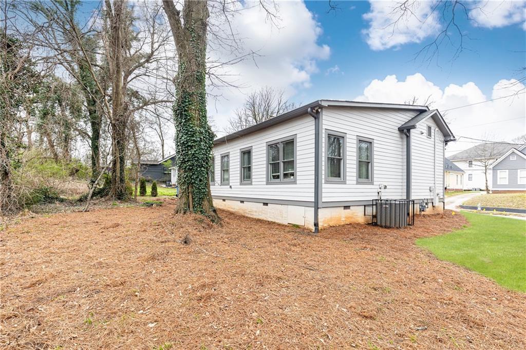 1252 Sells Avenue SW