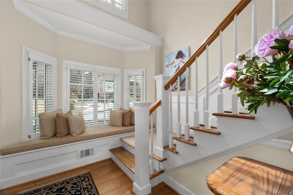1138 FAIRWAY Gardens NE