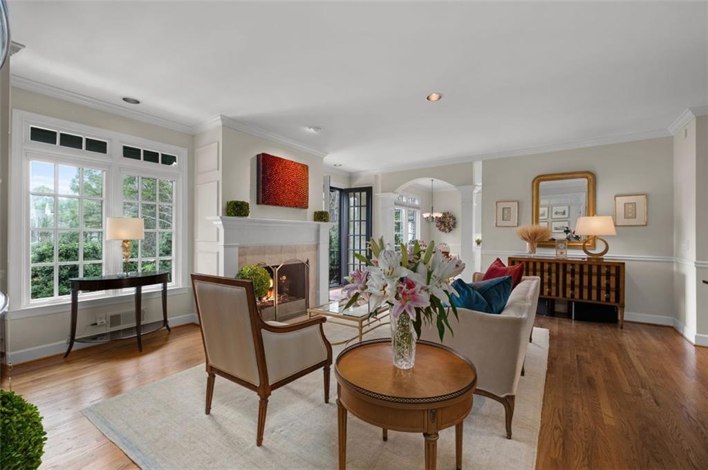 1138 FAIRWAY Gardens NE