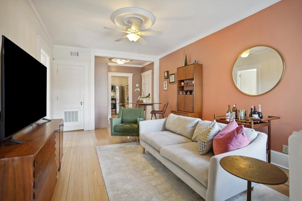 18 Peachtree Circle Unit 6