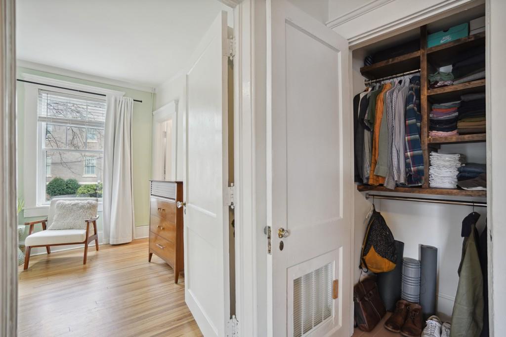 18 Peachtree Circle Unit 6