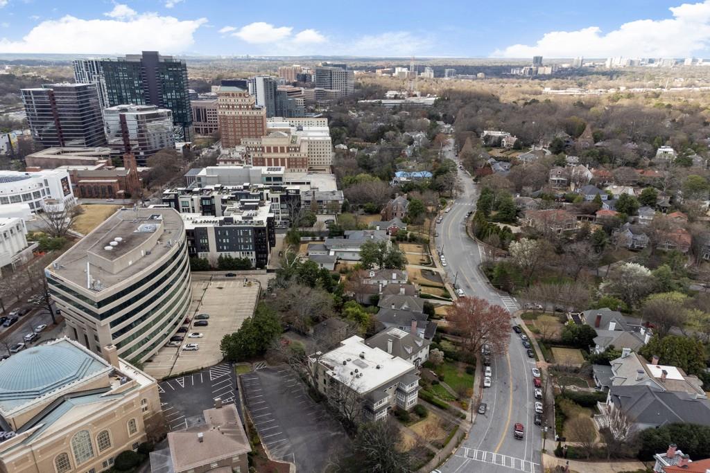 18 Peachtree Circle Unit 6