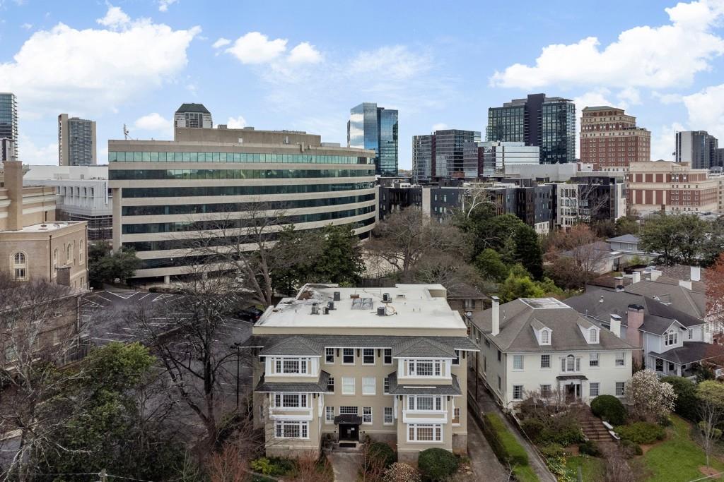 18 Peachtree Circle Unit 6