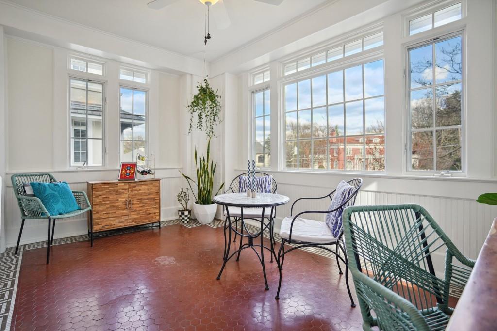 18 Peachtree Circle Unit 6