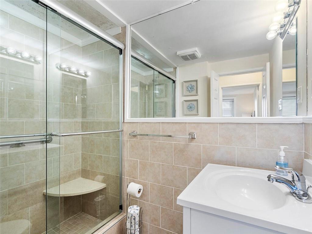 300 Peachtree Street NE Unit 5H