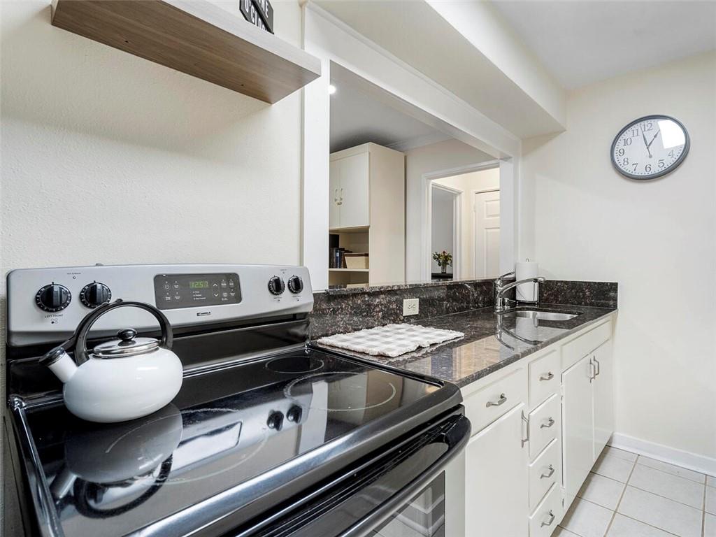 300 Peachtree Street NE Unit 5H