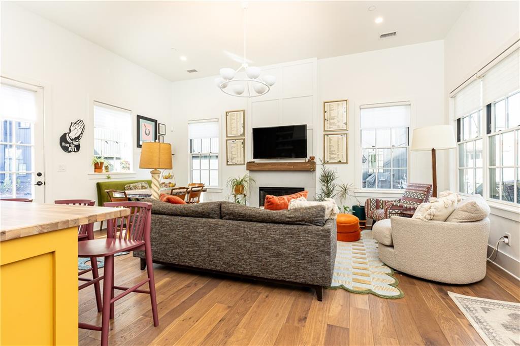 271 2nd Street