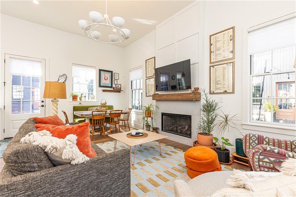 271 2nd Street