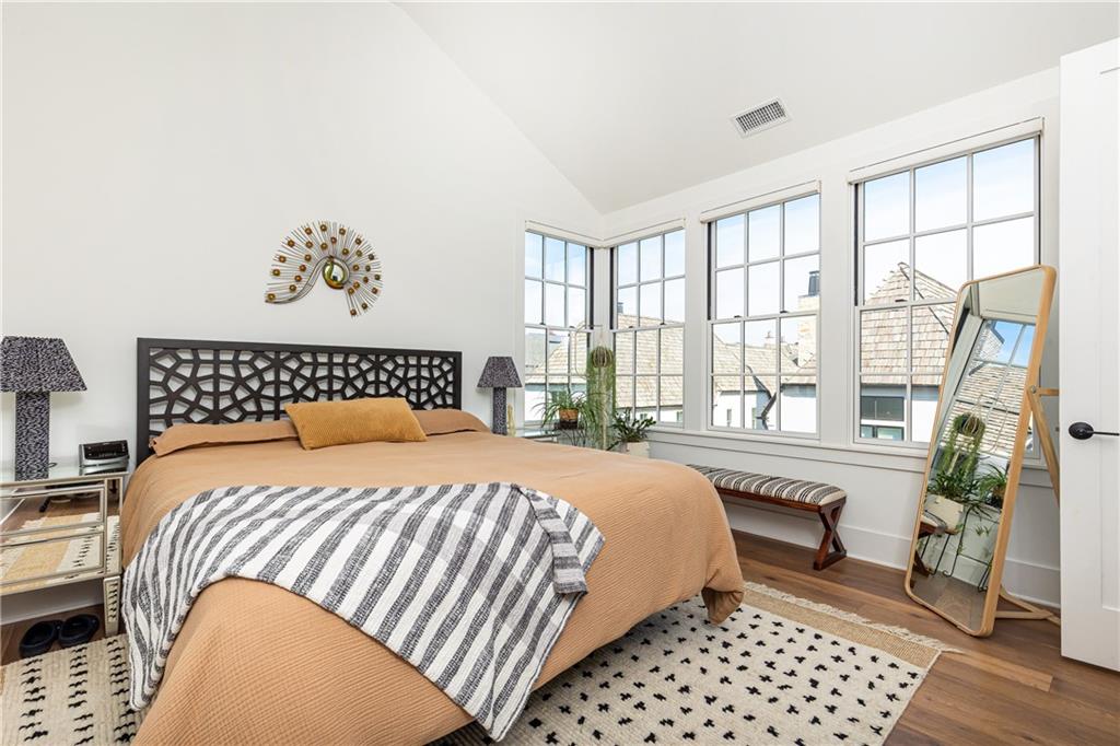 271 2nd Street