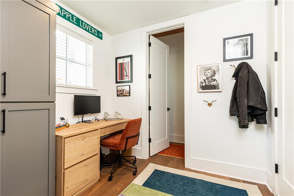 271 2nd Street