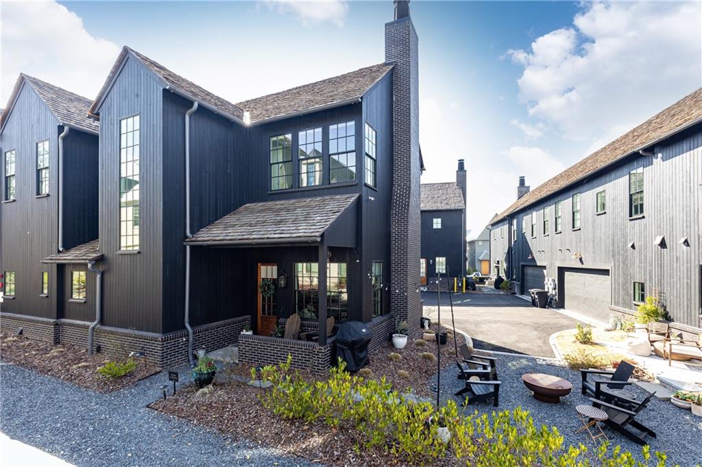 271 2nd Street