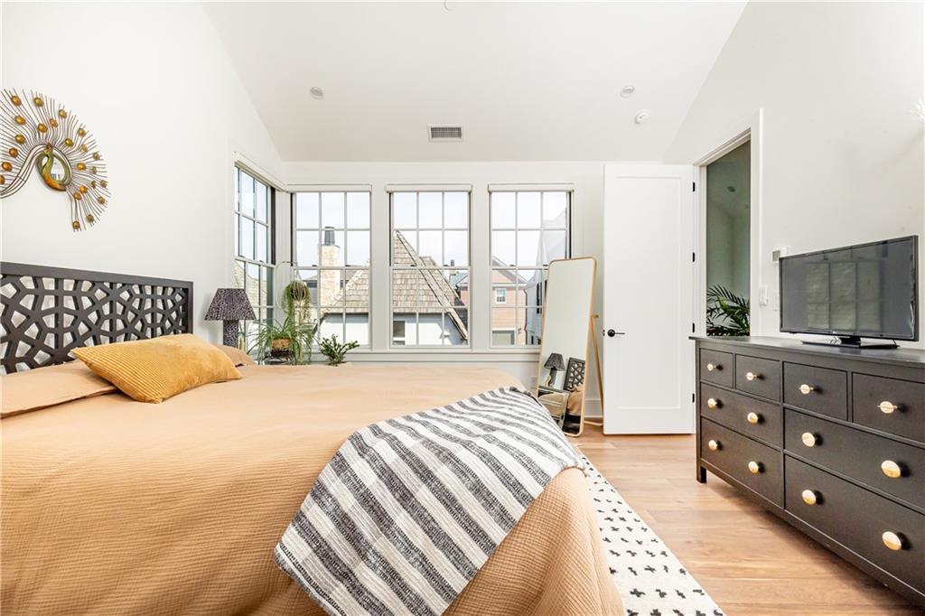 271 2nd Street