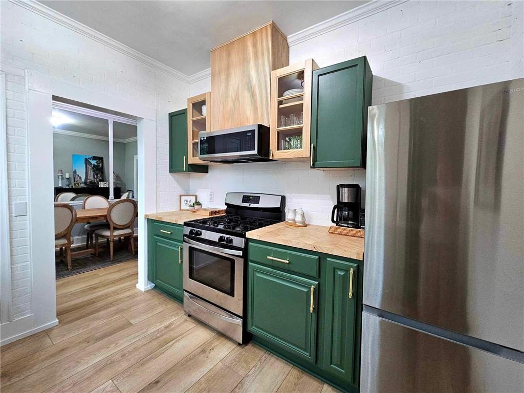 21 Peachtree Memorial Drive NW Unit 4