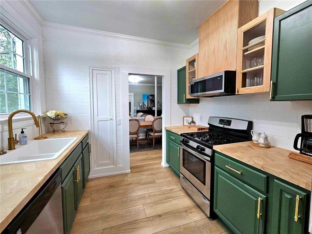 21 Peachtree Memorial Drive NW Unit 4