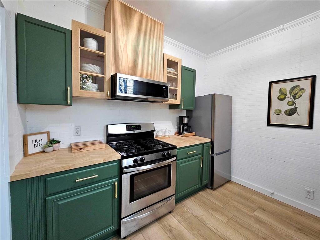 21 Peachtree Memorial Drive NW Unit 4