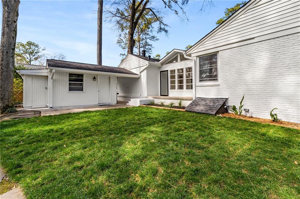 975 Cardova Drive NE