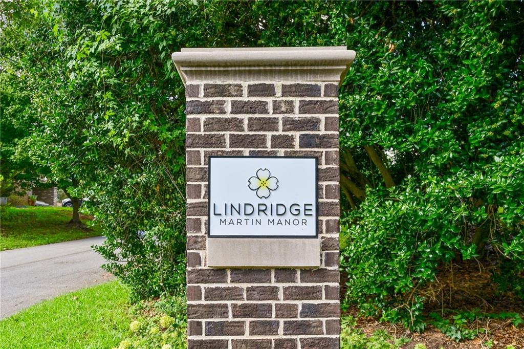 975 Cardova Drive NE