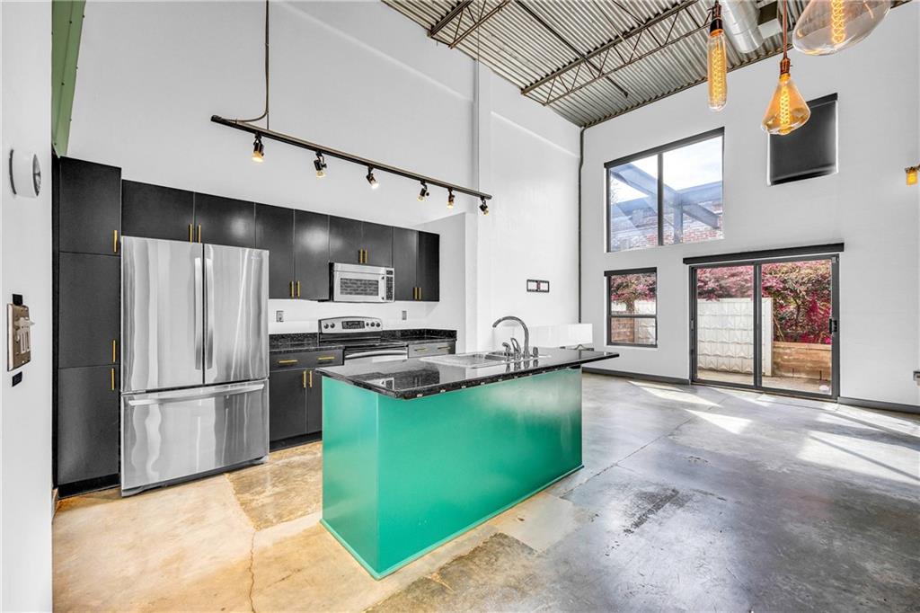 195 Arizona Avenue NE Unit 162