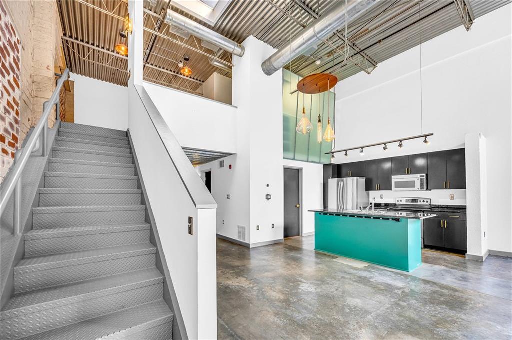 195 Arizona Avenue NE Unit 162