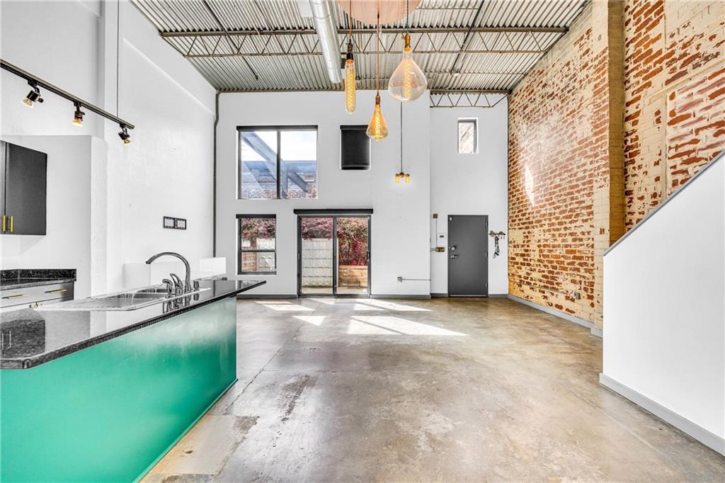 195 Arizona Avenue NE Unit 162