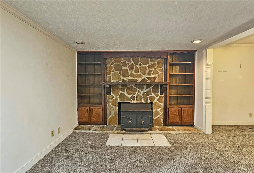 2398 Woodland Drive NW