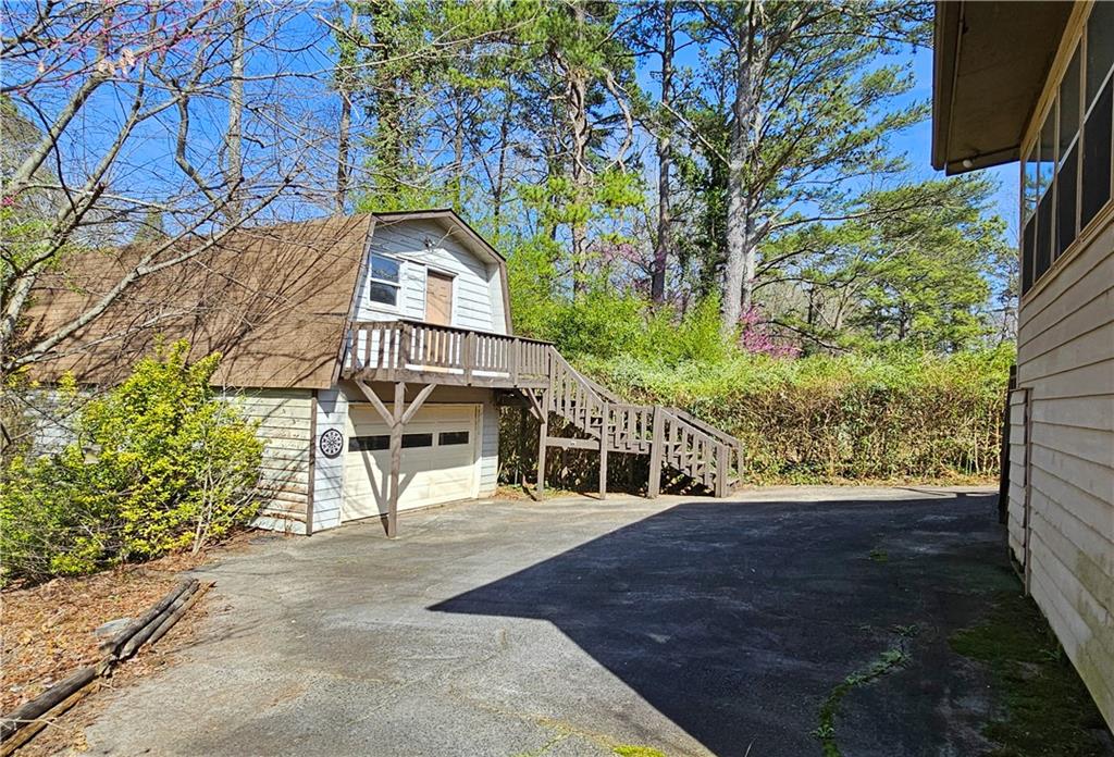 2398 Woodland Drive NW