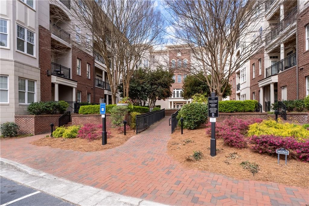 3635 E Paces Circle NE Unit 1403