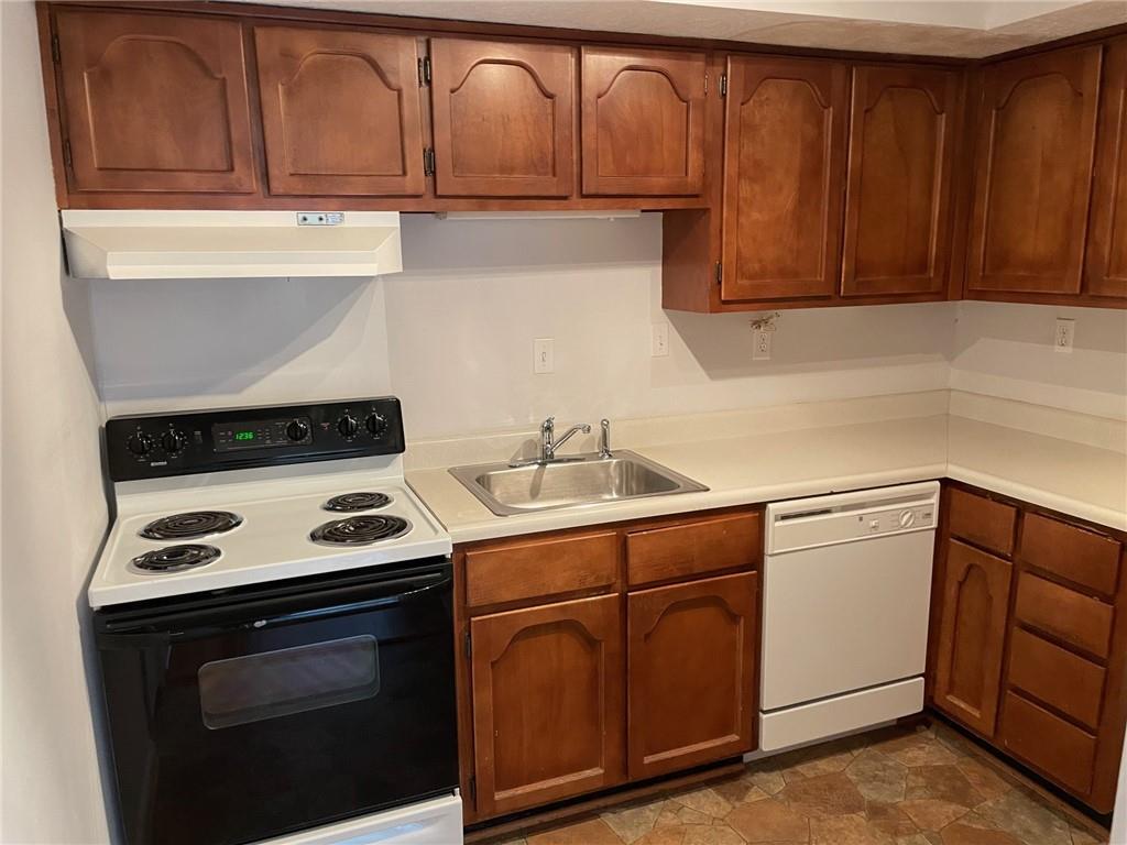 307 Adair Street Unit E10