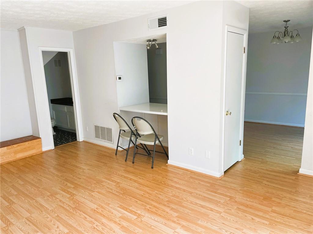 307 Adair Street Unit E10