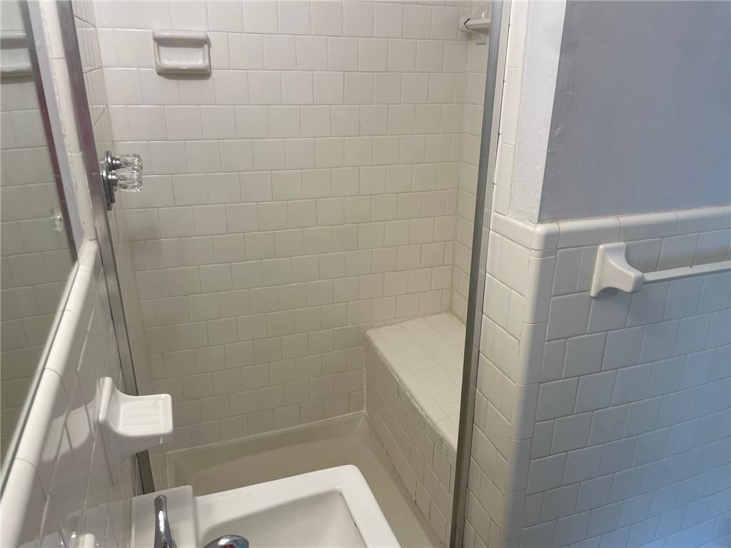 307 Adair Street Unit E10