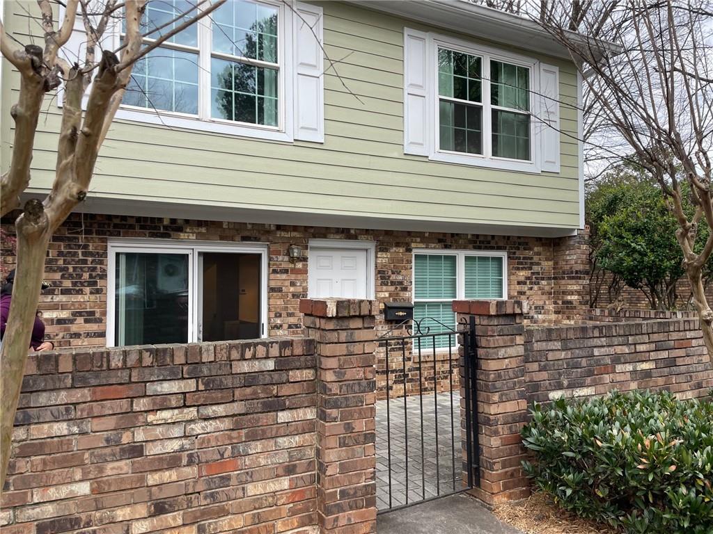 307 Adair Street Unit E10