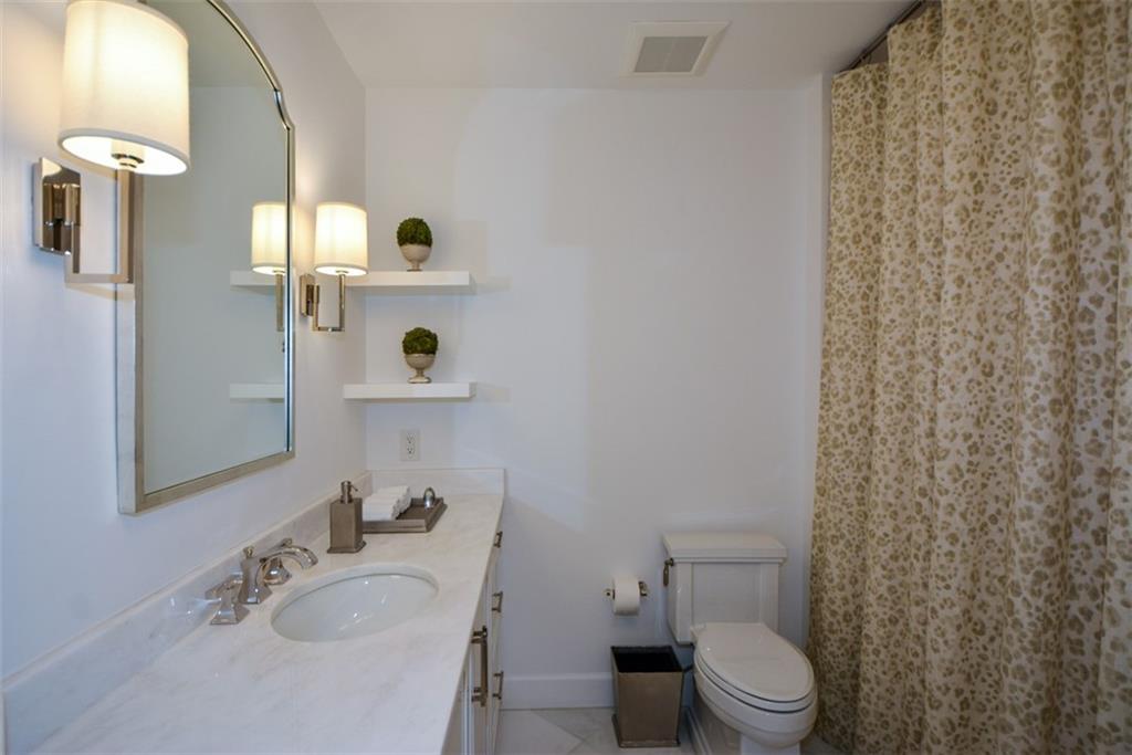2626 PEACHTREE Road NW Unit 607