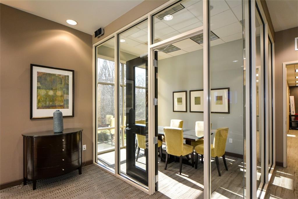 2626 PEACHTREE Road NW Unit 607