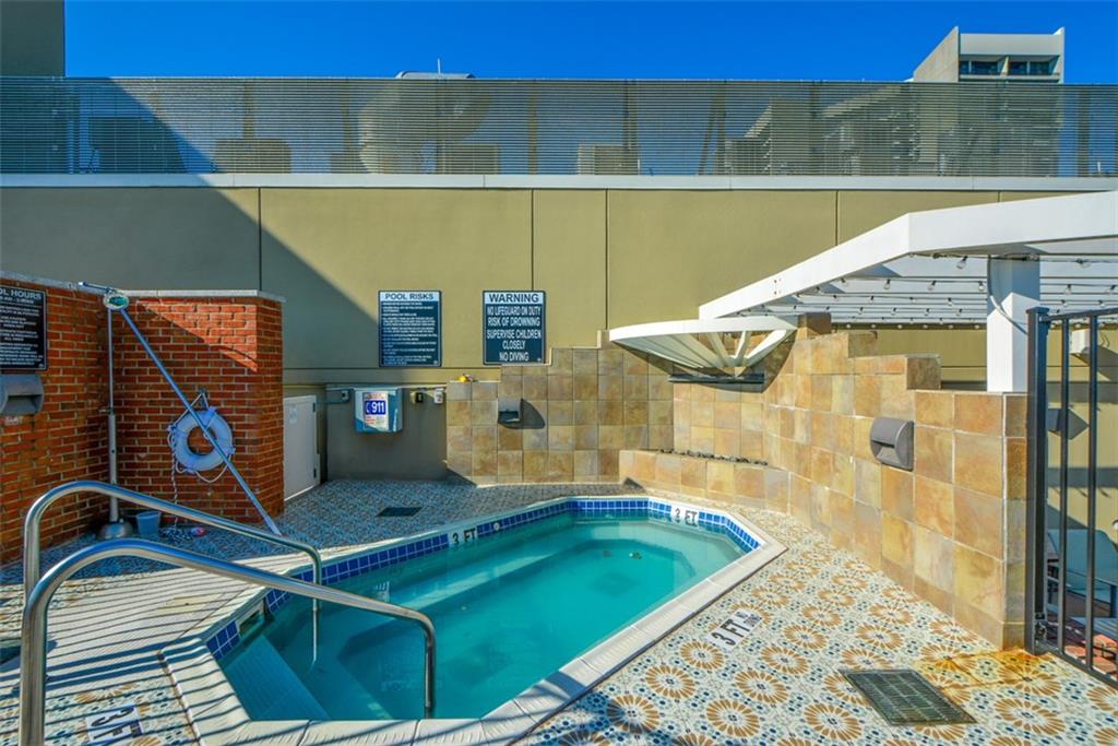 2626 PEACHTREE Road NW Unit 607