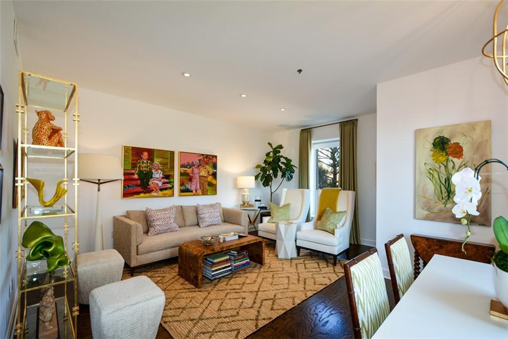 2626 PEACHTREE Road NW Unit 607
