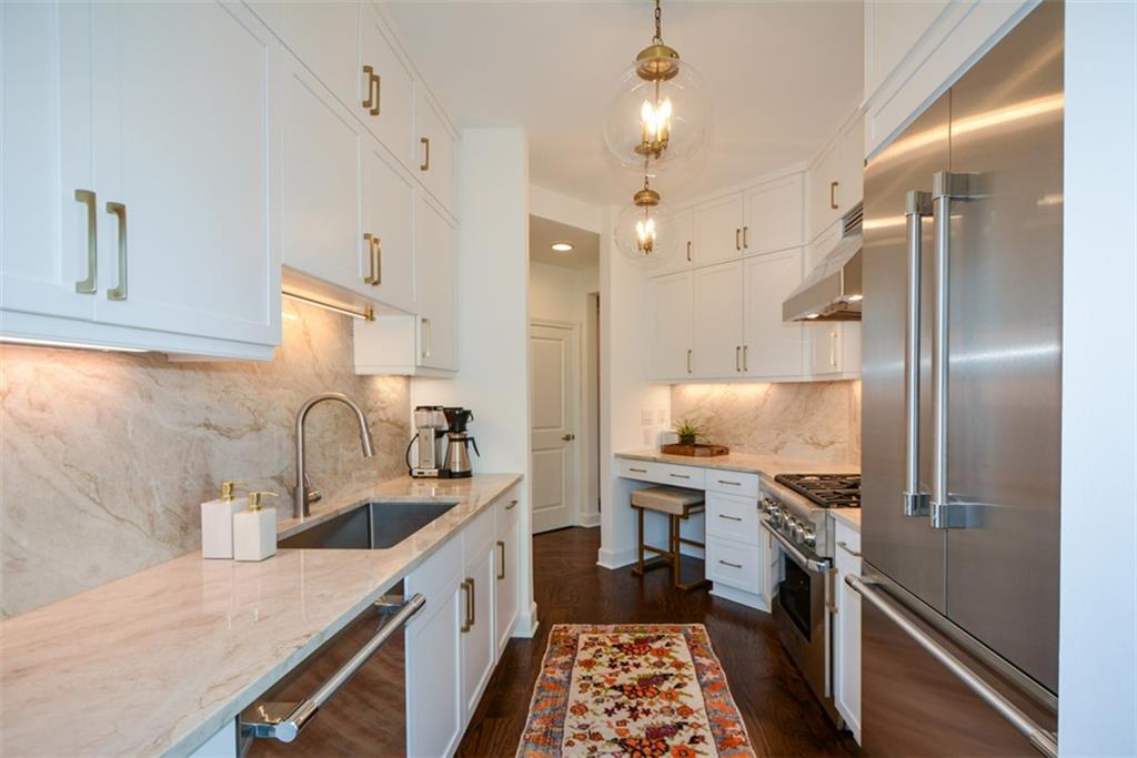 2626 PEACHTREE Road NW Unit 607